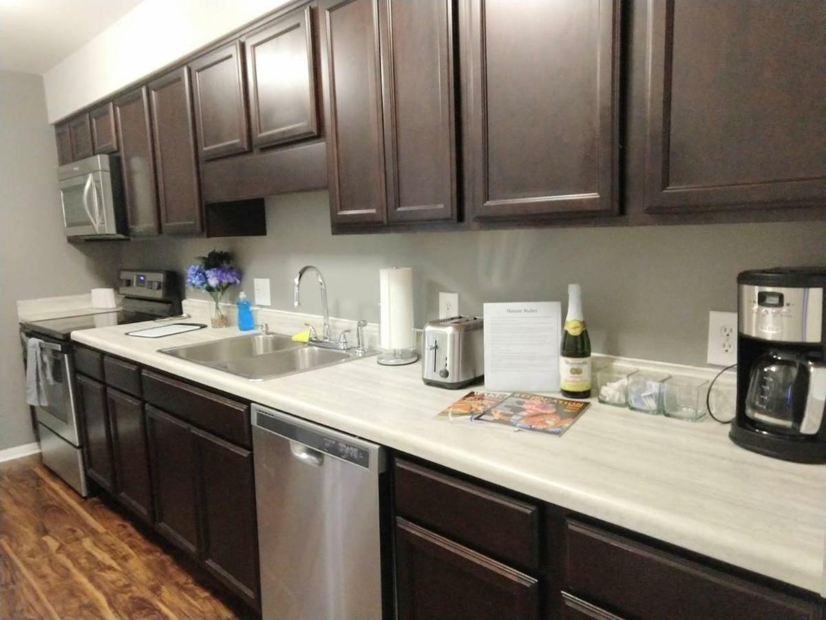 Desirable Condo In Central Raleigh Extérieur photo